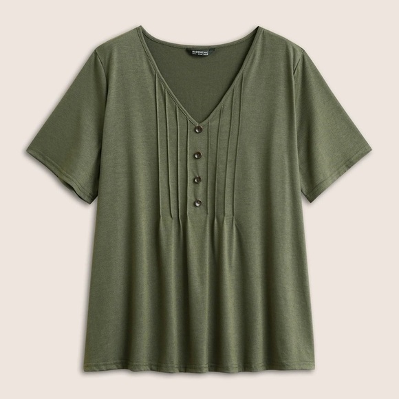 BloomChic Plus Size 2XL Solid Pleated Front Button Detail V Neck T-shirt us18-20 - Picture 7 of 7